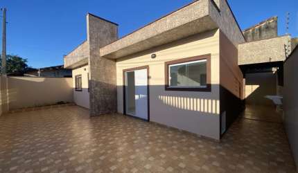 Casa para Venda em Itanhaém, Savoy, 2 dormitórios, 1 suíte, 1 banheiro, 2 vagas