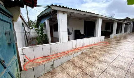 Casa para Venda em Itanhaém, Corumbá, 4 dormitórios, 3 banheiros, 8 vagas