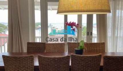 Casa em condomínio fechado com 4 quartos à venda em Canto da Lagoa, Florianópolis  por R$ 4.290.000