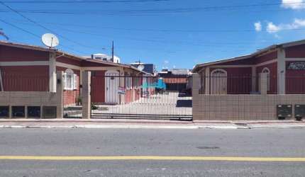 Casa em condomínio fechado com 2 quartos à venda no Ingleses do Rio Vermelho, Florianópolis  por R$ 480.000