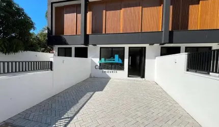 Casa com 3 quartos à venda no Ingleses, Florianópolis  por R$ 1.250.000
