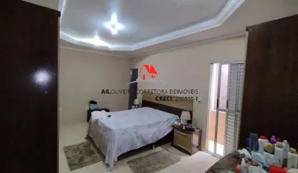 CASA ASSOBRADADA À VENDA - JD. ANA MARIA - 04 QUARTOS -125M² - R$440.000,00