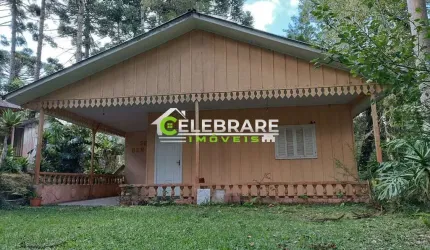 EXCELENTE CHÁCARA EM CONDOMÍNIO! CASA COM DOIS QUARTOS,TANQUE