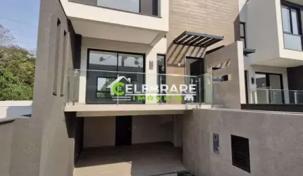 TRIPLEX DE CONDOMÍNIO PRÓXIMO A OPERA DE ARAME.
