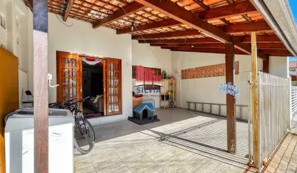 Casa com 3 quartos, em condomínio fechado, no CIC/NOVO MUNDO - Residencial Santo André