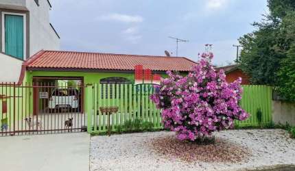 Excelente Casa Térrea no Capão Raso com 3 quartos, 164m²