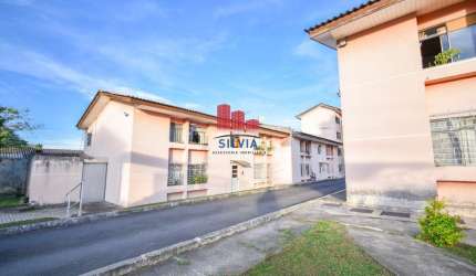 Apartamento no 1° andar no bairro CIC/Fazendinha