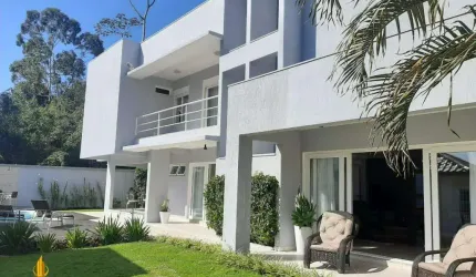 Casa a venda localizado no Bairro Cabeçudas em Itajaí.