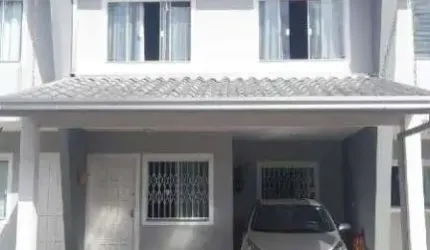 Sobrado a venda no Condomínio Residencial Vila Mariana localizado na Barra do Rio em Itajaí.