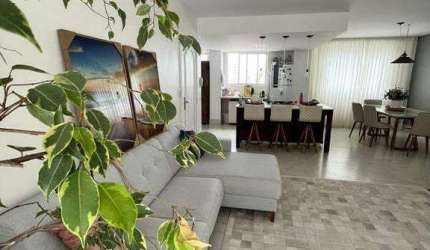 Apartamento a venda no Condomínio Residencial Paraíso localizado no Centro em Itajaí.