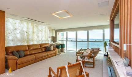 Apartamento Frente mar totalmente mobiliado e decorado no Edifício One Tower localizado na Barra Sul em Balneário Camboriú.
