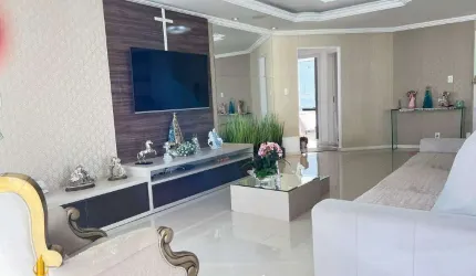 Apartamento à venda no Edifício Cadillac Tower, localizado no centro de Balneário Camboriú