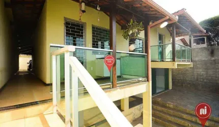 Casa com 3 dormitórios à venda, 214 m² por R$ 845.000,00 - Grajaú - Brumadinho/MG