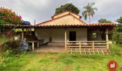 Casa mobiliada com 6 dormitórios à venda, 100 m² por R$ 400.000 - Capão da Serra - Mário Campos/MG