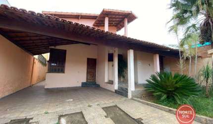 Casa com 3 dormitórios para alugar, 265 m² por R$ 3.520,64/mês - São Bento - Brumadinho/MG