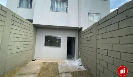 Casa com 2 dormitórios para alugar, 200 m² por R$ 2.815,00/mês - Pinheiros - Brumadinho/MG