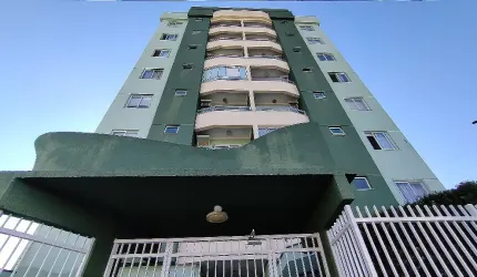 Lindo apartamento semimobiliado com 1 suíte mais 1 quarto à venda no bairro Costa e Silva em Joinville - SC por R$ 399.000,00.
