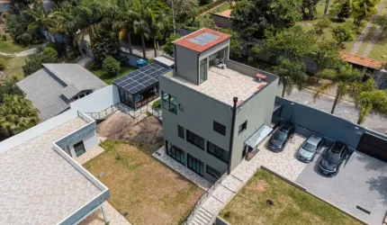 Casa  de alto padrão para vender ou alugar