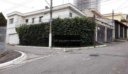 Sobrado de esquina na Vila Regente Feijó ! São 04 dorms sendo 02 suites + 03 vagas !!