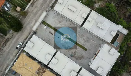 Apartamento à venda  em Praia de Taperapuan - Porto Seguro: 74m², 2 dormitórios, 1 suíte e 1 banheiro por R$ 450.000.