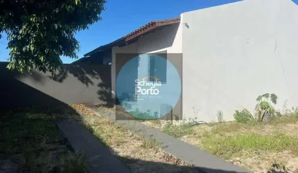 Casa à Venda em Cambolo, Porto Seguro: 2 Quartos, 70m², R$300mil
