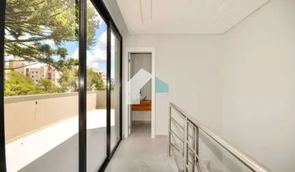 Casa com 3 quartos à venda na Rua Pará, 581, Água Verde, Curitiba por R$ 1.198.000
