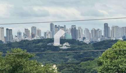 Casa com 3 quartos à venda na Rua Miguel Tschannerl, 121, Mercês, Curitiba por R$ 1.389.000