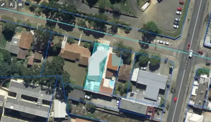 Casa com 4 quartos à venda na Rua Mamoré, 1175, Mercês, Curitiba por R$ 760.000