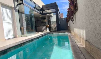 Casa no condomínio Villa Romana II para venda com 3 quartos, sendo 3 suítes, 155m²