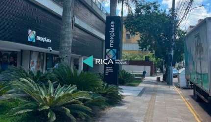 Sala comercial à venda na Avenida Getúlio Vargas, 4831, Centro, Canoas por R$ 342.290