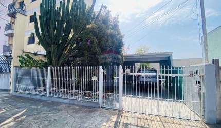 Casa com 3 dormitórios No Jardim Alvinopolis em Atibaia