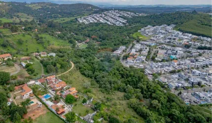 Pousada a venda em Atibaia, SP com 9 apartamentos e 1200 m² área construída