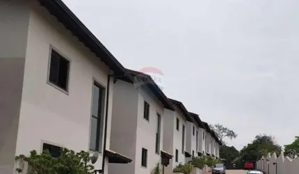 Casa em Condominio fechado 3 dormitorios