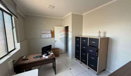 Ponto comercial para alugar em Atibaia