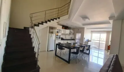 Apartamento Duplex na Praia Brava à Venda