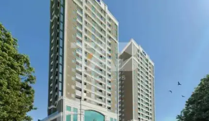 Apartamento no The Royal Towers à Venda