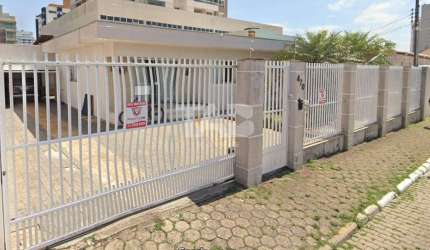 Casa  para venda no Centro de Itajaí-SC