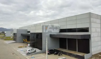 Galpão com 3.000m² à venda | Porto Belo-SC