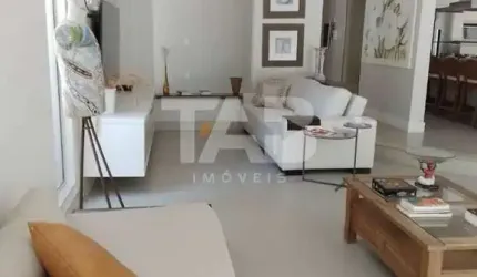 Casa para locação com 4 suítes | Praia do Estaleiro