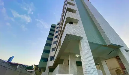 Apartamento com 4 quartos à venda em Natal