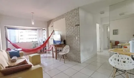 Apartamento com 2 quartos à venda em Maceió