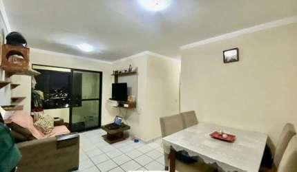 Apartamento com 2 quartos à venda em Natal
