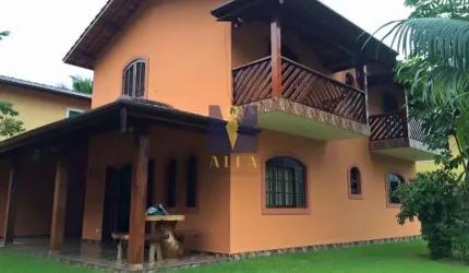 Casa à venda no bairro Pereque Mirim - Ubatuba/SP