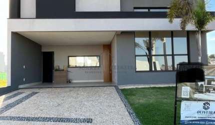Casa térrea 3 dormitórios, sendo 1 suíte, área gourmet, piscina. Planejados em toda a casa no condomínio fechado Indaiatuba SP, com 3