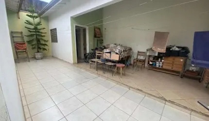 Jardim Regina Casa terrea 3 dormitórios, salas, cozinha, edícula, área gourmet, com churrasqueira