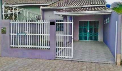 CASA EM LOCAL LIVRE DE ENCHENTE EM CAMBORIU!!