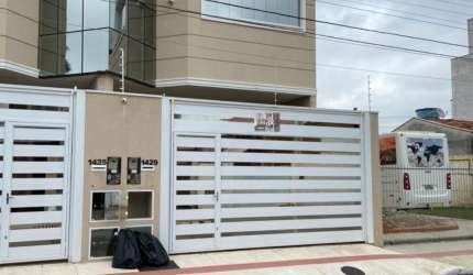 AMPLO SOBRADO LOCALIZADO NO CENTRO DE BALNEÁRIO CAMBORIÚ