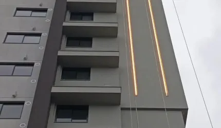 EXCELENTE APARTAMENTO A 5 MINUTOS DE BALNEARIO CAMBORIU, C/ 2 SUITES!!