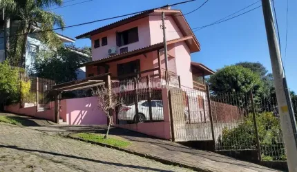 Casa com 3 quartos à venda na Bela Vista, Caxias do Sul  por R$ 1.065.000