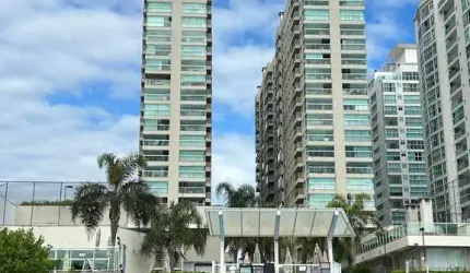 Apto no condomínio Bali Beach